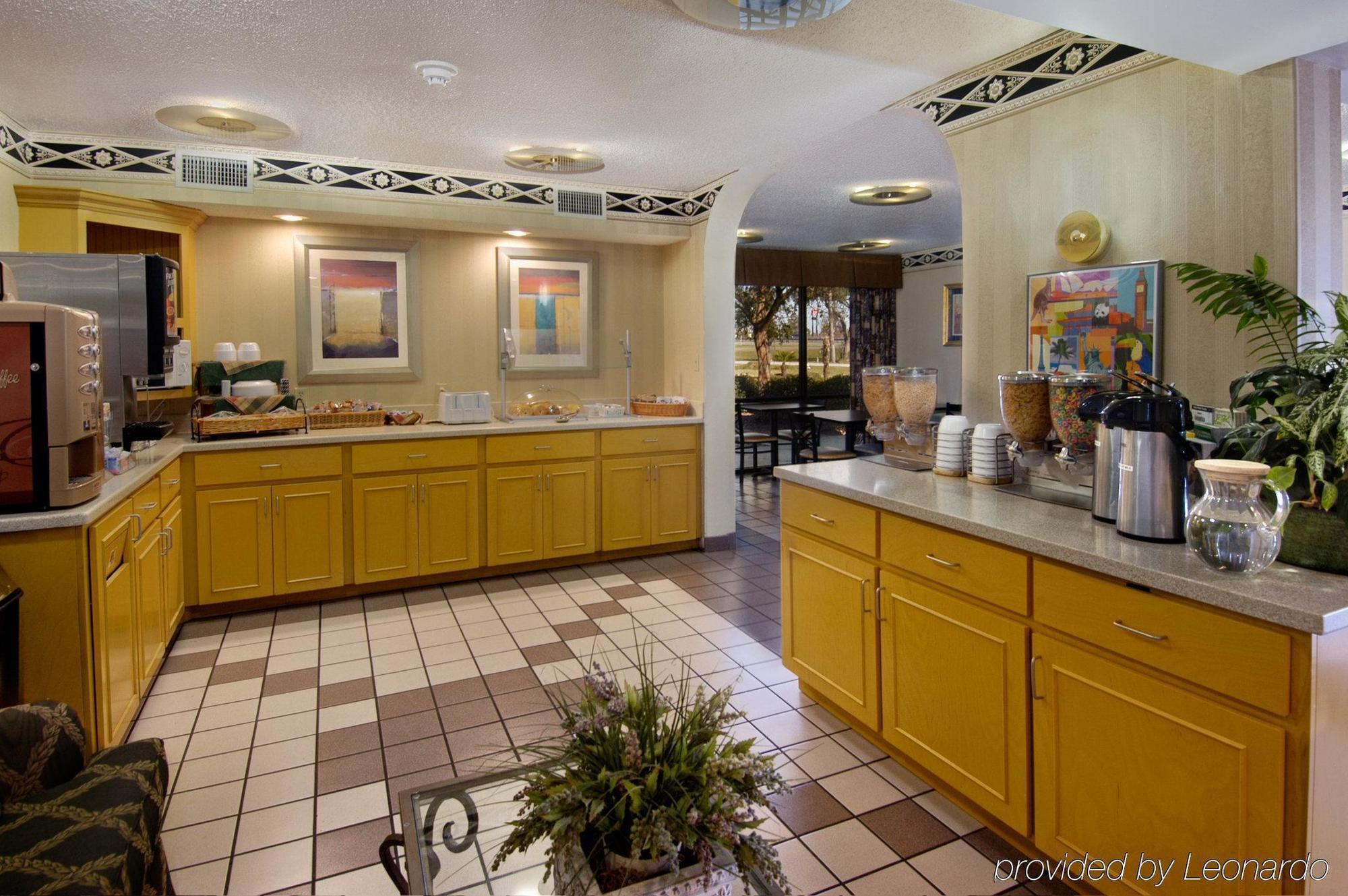 Home2 Suites By Hilton Lake City Restaurant foto